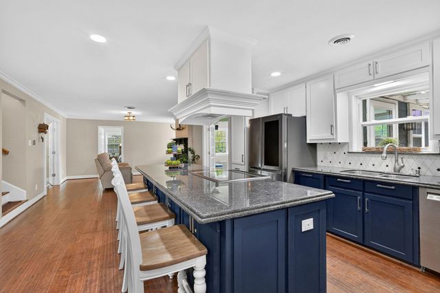 913 Park Lane, Bryan, TX 77802