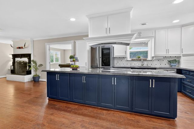 913 Park Lane, Bryan, TX 77802