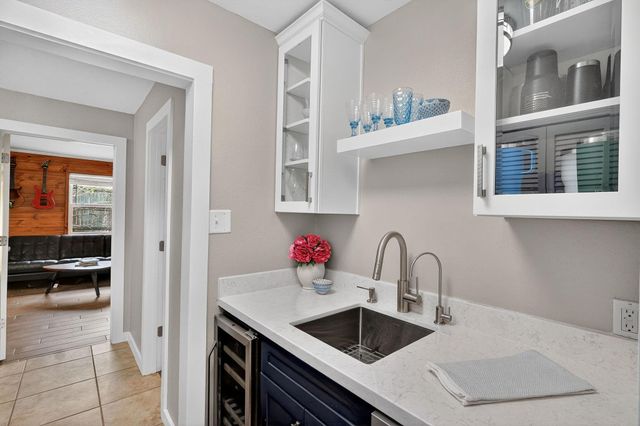 913 Park Lane, Bryan, TX 77802