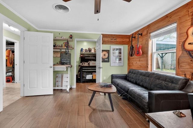 913 Park Lane, Bryan, TX 77802