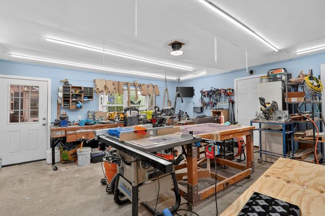 913 Park Lane, Bryan, TX 77802