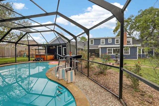 913 Park Lane, Bryan, TX 77802