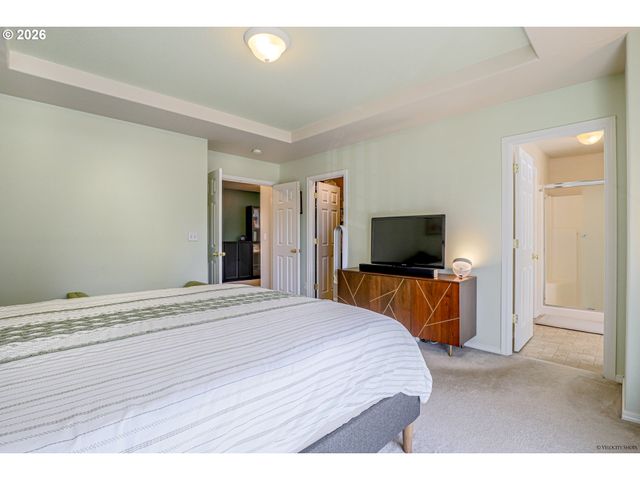 1652 Sw WRIGHT Pl, Troutdale, OR 97060
