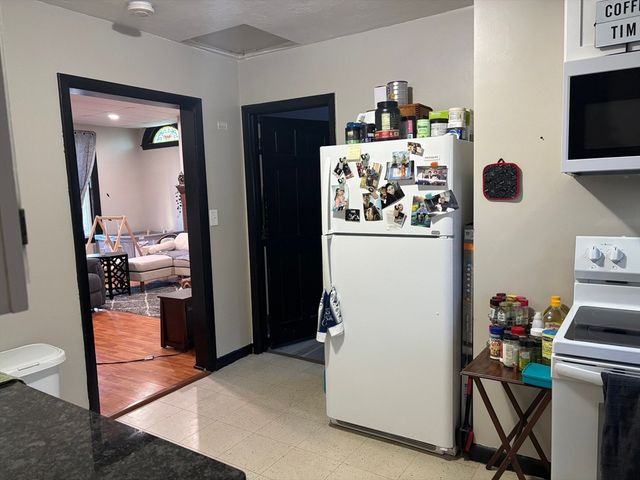 85 Prospect St 1C, Worcester, MA 01605