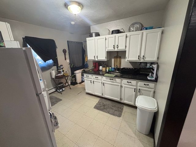 85 Prospect St 1C, Worcester, MA 01605