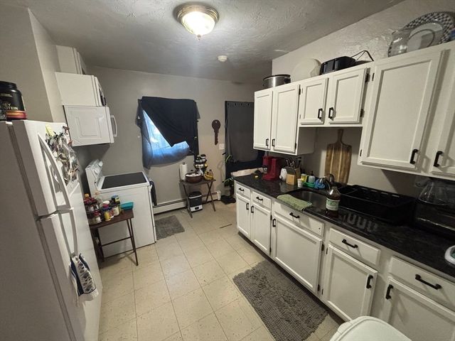 85 Prospect St 1C, Worcester, MA 01605