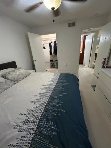 15551 SW 104th Ter 814, Miami, FL 33196