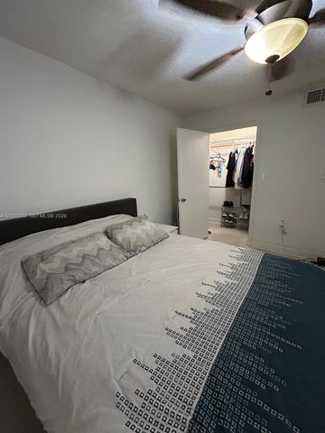 15551 SW 104th Ter 814, Miami, FL 33196