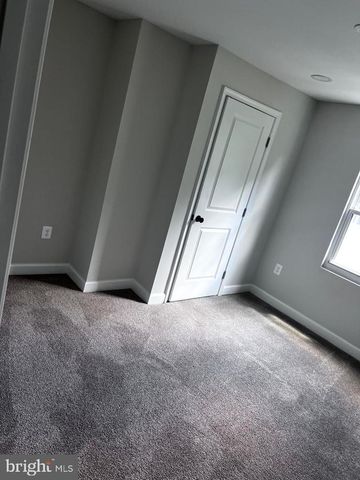 708 59TH AVE, Fairmount Heights, MD 20743