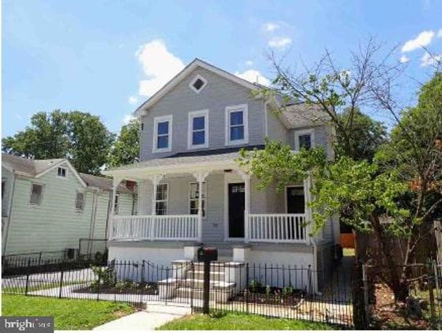 708 59TH AVE, Fairmount Heights, MD 20743