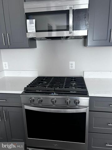 708 59TH AVE, Fairmount Heights, MD 20743