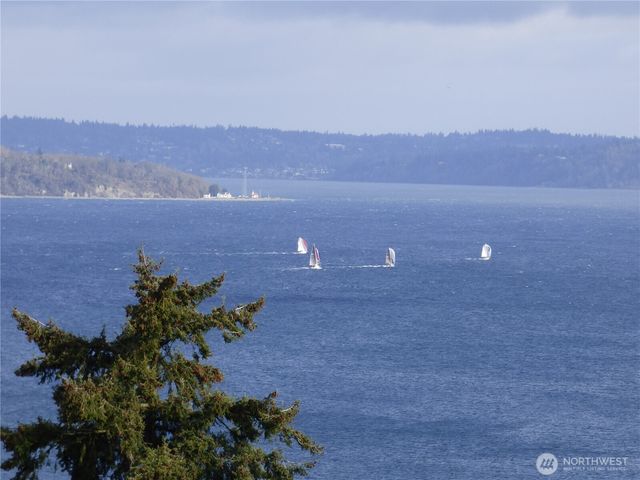 5330 SW 315th Street, Federal Way, WA 98023