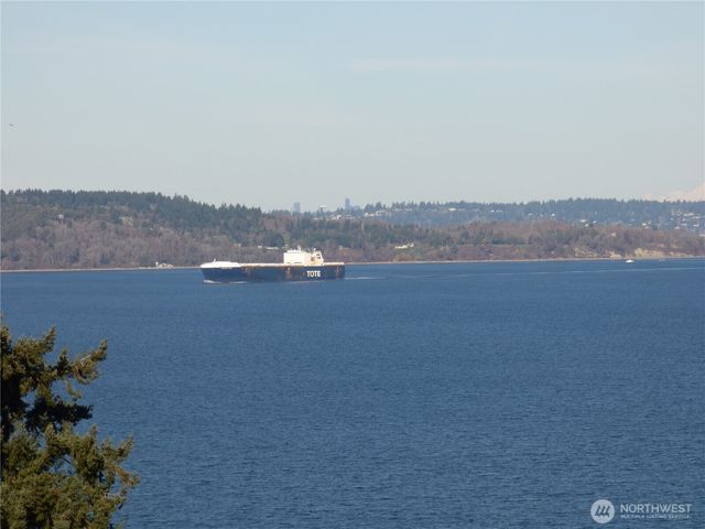 5330 SW 315th Street, Federal Way, WA 98023