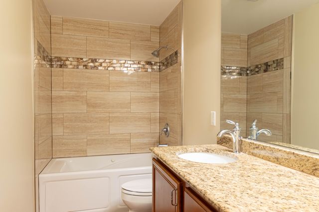 5009 Corsica Square, Vero Beach, FL 32967