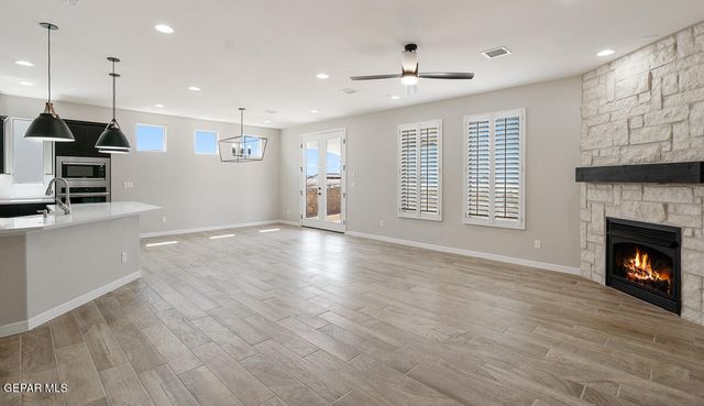 905 Bilton Place, El Paso, TX 79928