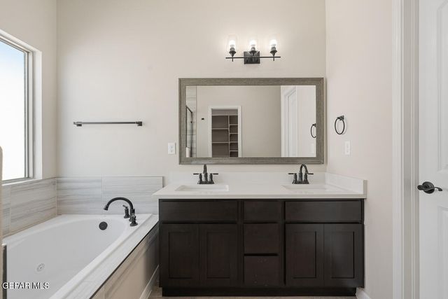 905 Bilton Place, El Paso, TX 79928