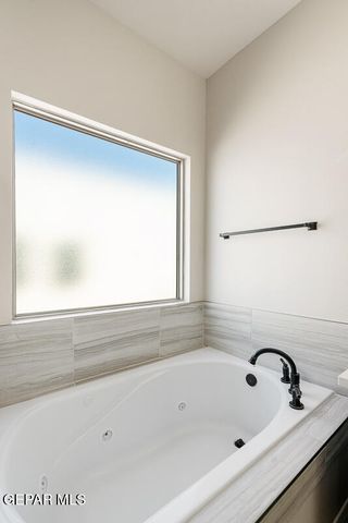 905 Bilton Place, El Paso, TX 79928