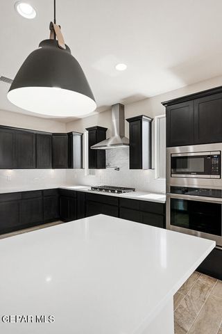 905 Bilton Place, El Paso, TX 79928