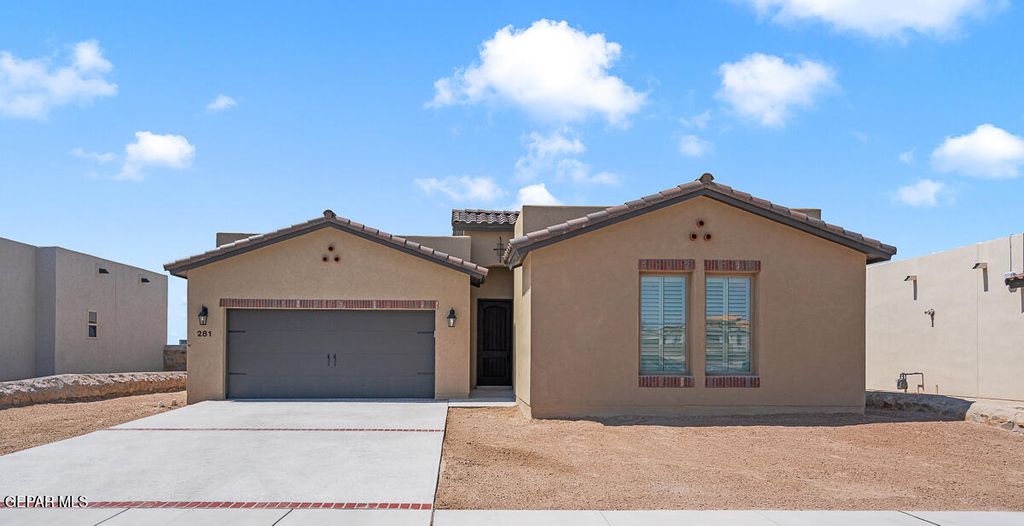 905 Bilton Place, El Paso, TX 79928