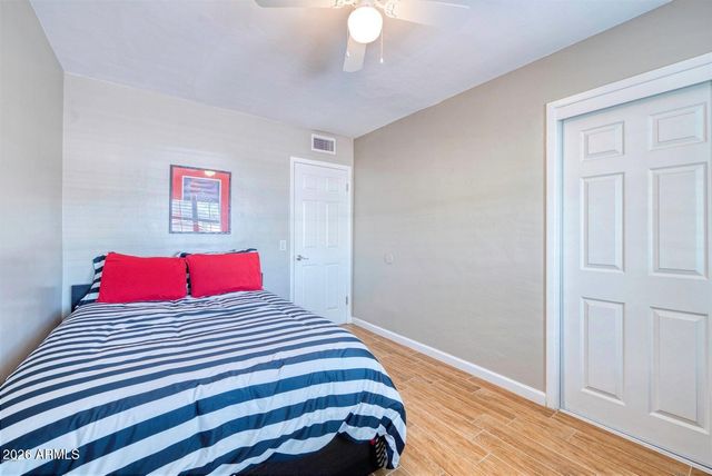 3415 E CAMELBACK Road, Phoenix, AZ 85018