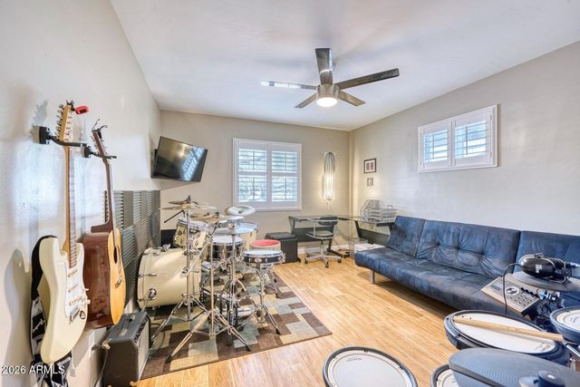 3415 E CAMELBACK Road, Phoenix, AZ 85018