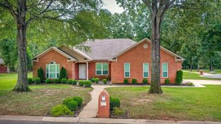 17 Turnberry Drive, Cabot, AR 72023