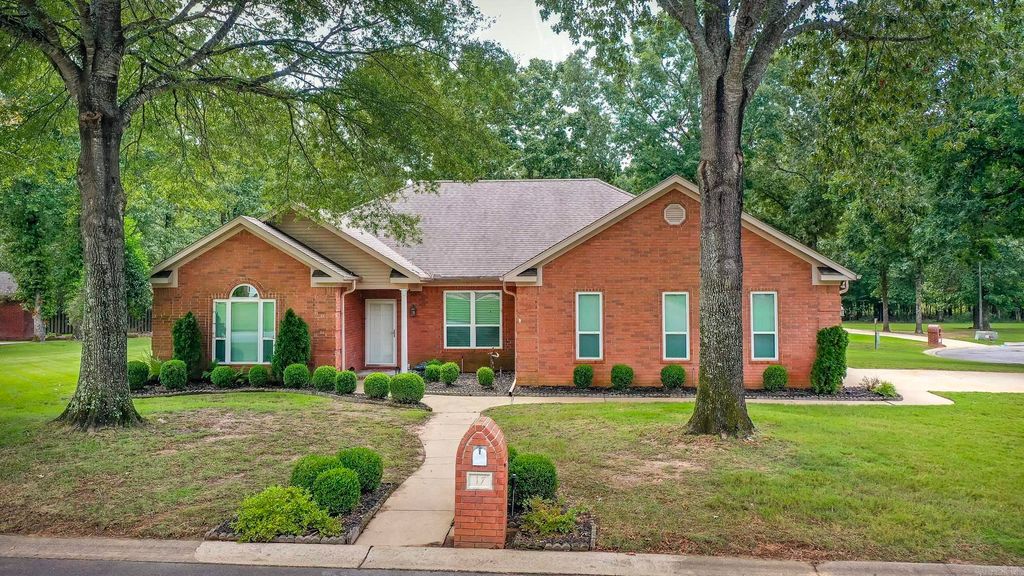 17 Turnberry Drive, Cabot, AR 72023