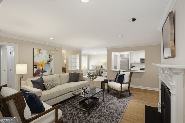 494 Ansley Walk Terrace NE, Atlanta, GA 30309