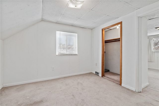 1034 Elwell Street, Lincoln Place, PA 15206