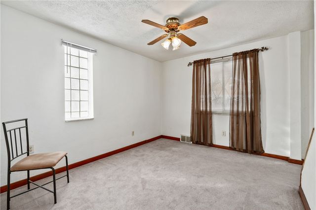 1034 Elwell Street, Lincoln Place, PA 15206