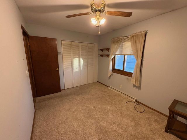 1420 Sunset Ridge DRIVE W, West Bend, WI 53090