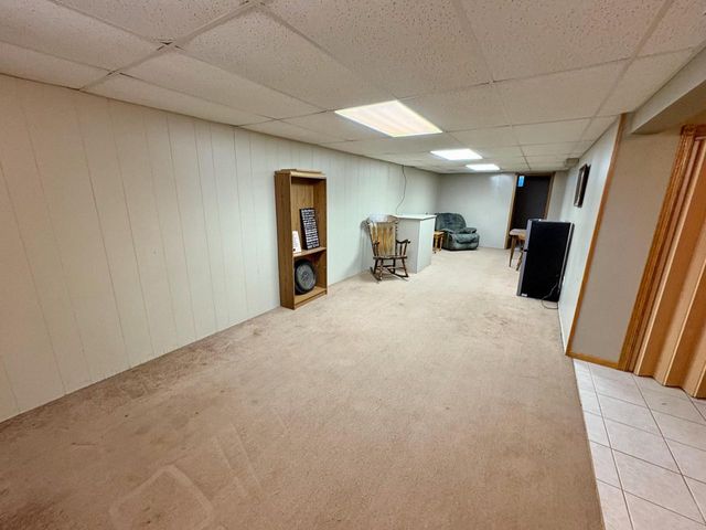 1420 Sunset Ridge DRIVE W, West Bend, WI 53090