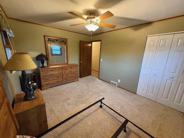 1420 Sunset Ridge DRIVE W, West Bend, WI 53090