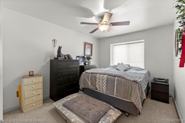 17308 S Lucille Circle, New Boston, MI 48164