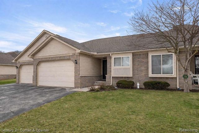 17308 S Lucille Circle, New Boston, MI 48164