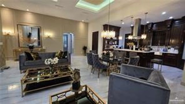 7206 S Alamo Street, Pharr, TX 78577