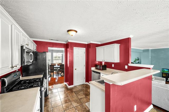 2922 Aviator Circle, Snellville, GA 30039
