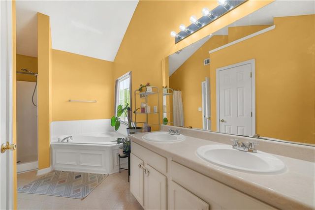 2922 Aviator Circle, Snellville, GA 30039