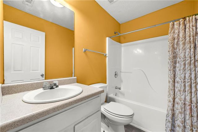 2922 Aviator Circle, Snellville, GA 30039