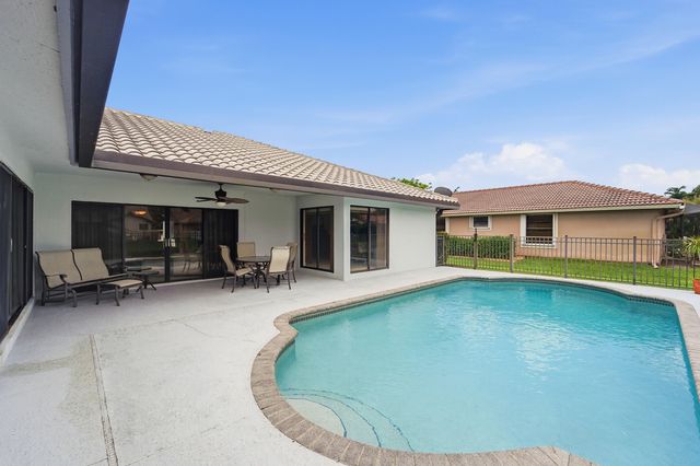 12177 NW 1st Street, Coral Springs, FL 33071