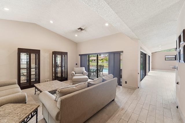 12177 NW 1st Street, Coral Springs, FL 33071