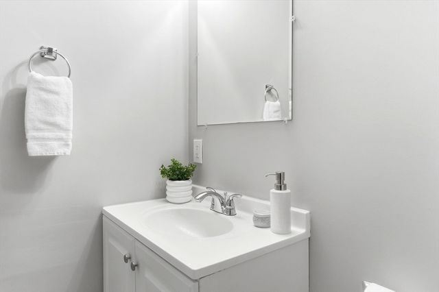 25 Sawyer St 1, Malden, MA 02148