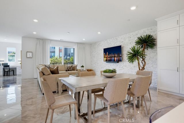162 Bowery, Irvine, CA 92612