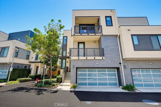162 Bowery, Irvine, CA 92612