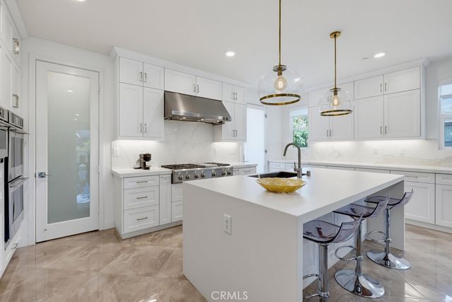 162 Bowery, Irvine, CA 92612