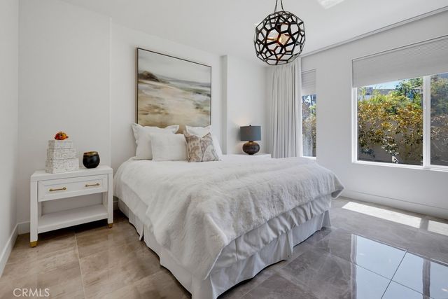 162 Bowery, Irvine, CA 92612