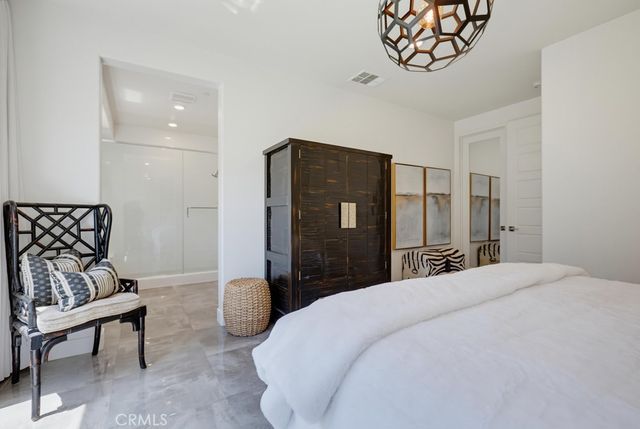162 Bowery, Irvine, CA 92612