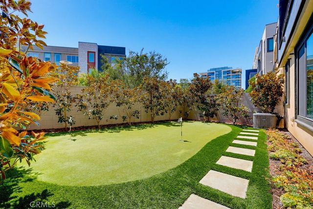 162 Bowery, Irvine, CA 92612