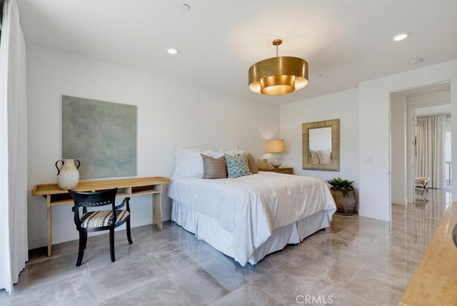 162 Bowery, Irvine, CA 92612