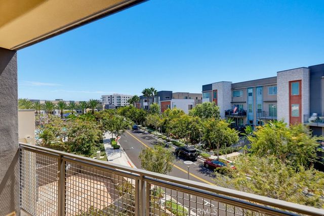 162 Bowery, Irvine, CA 92612